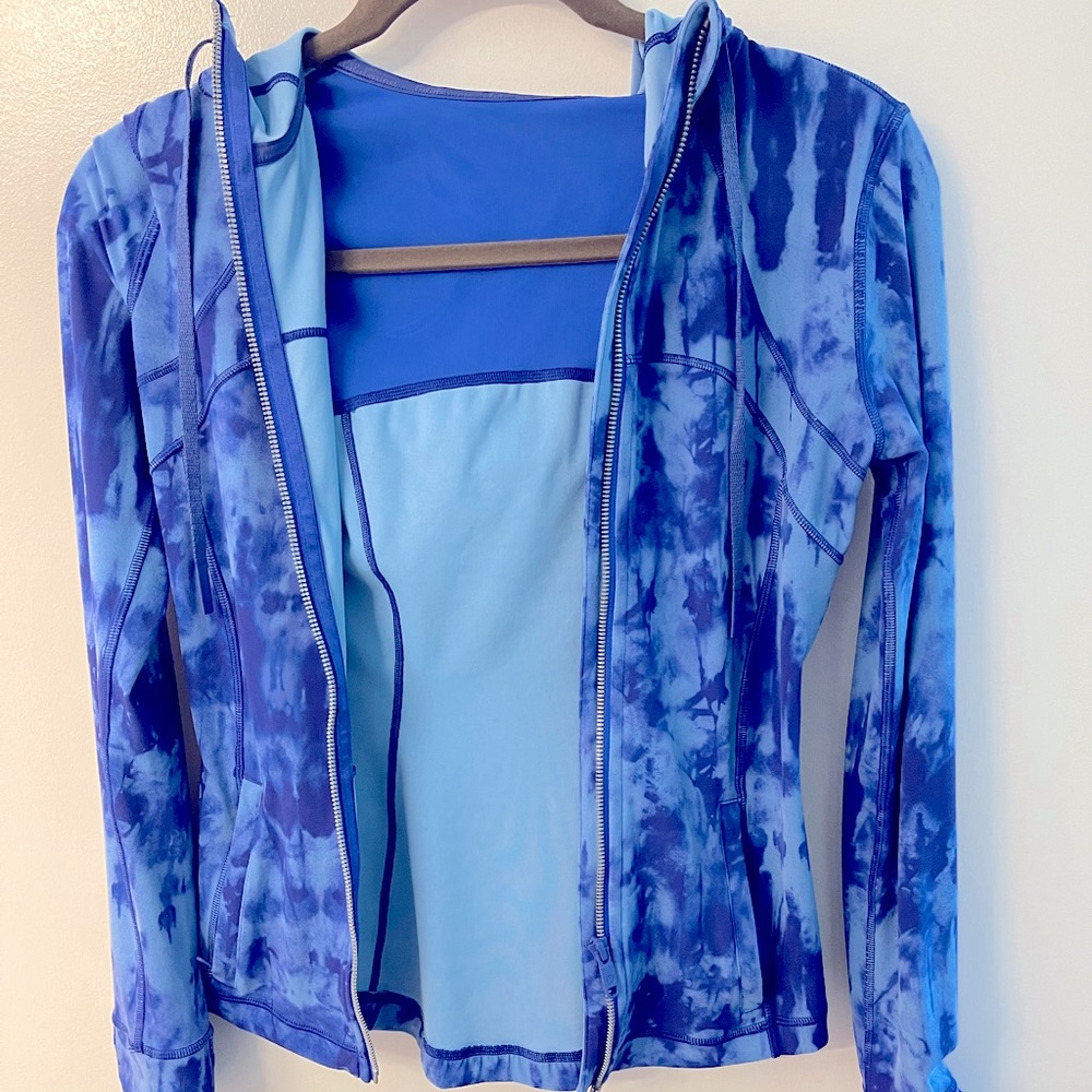 Lululemon Define Jacket in Blue Nulu Multi